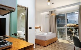Amoudi Studios Apartments Hotel